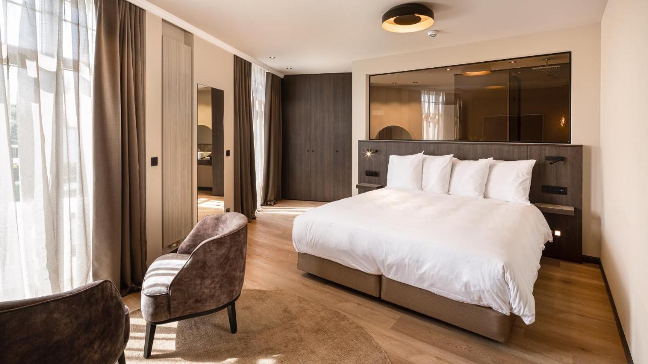 Hotel Britannia นอคเคอ-เฮสท์ ภายนอก รูปภาพ
