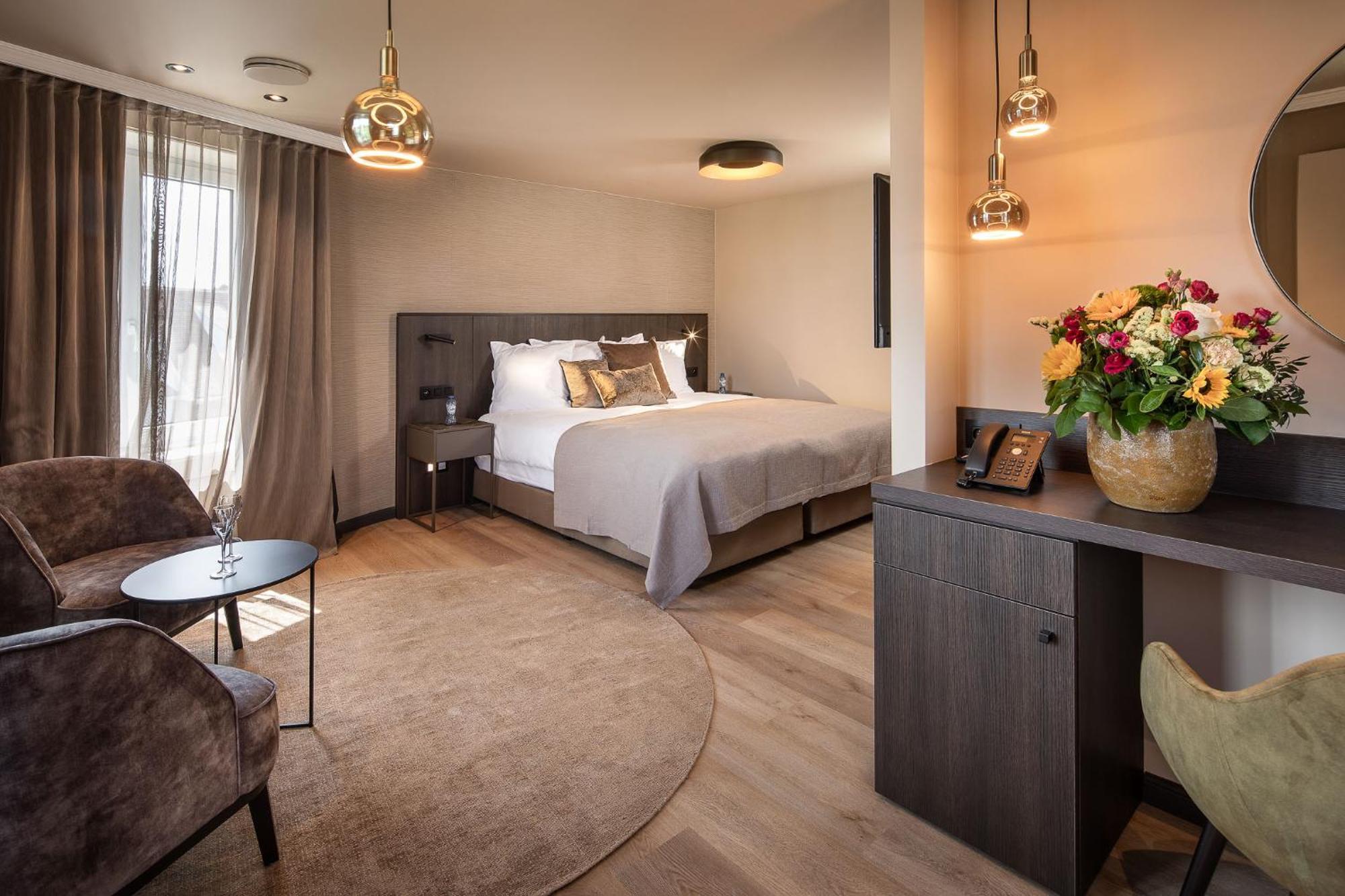 Hotel Britannia นอคเคอ-เฮสท์ ภายนอก รูปภาพ