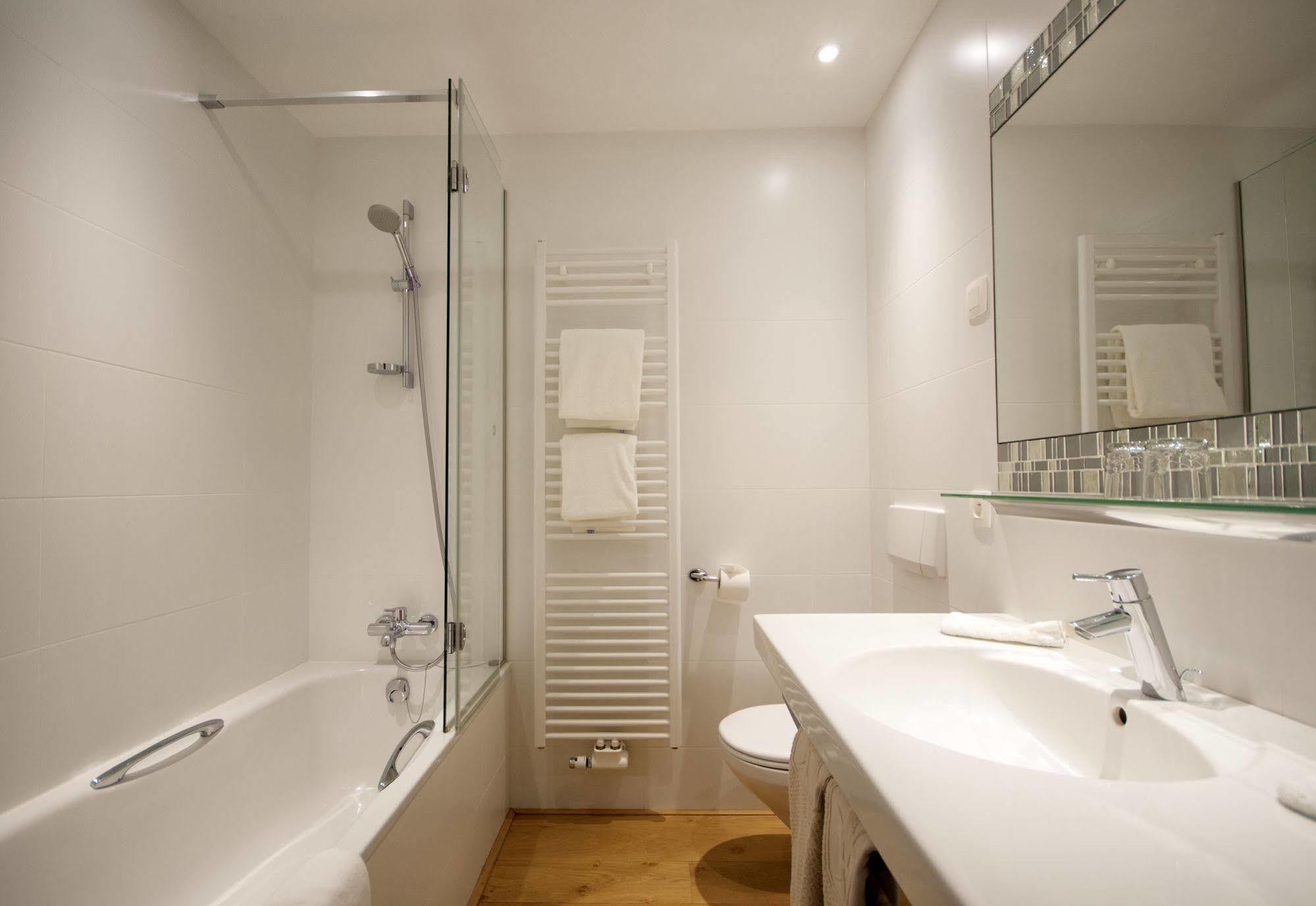 Hotel Britannia นอคเคอ-เฮสท์ ภายนอก รูปภาพ